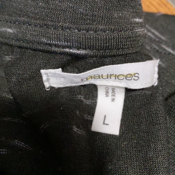 NWOT Maurice’s size large or plus size 3X graphic - Picture 3 of 8